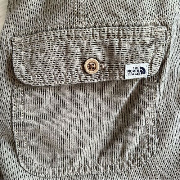 Women’s The North Face Khaki Hiking Shorts Size 10 - Picture 6 of 7